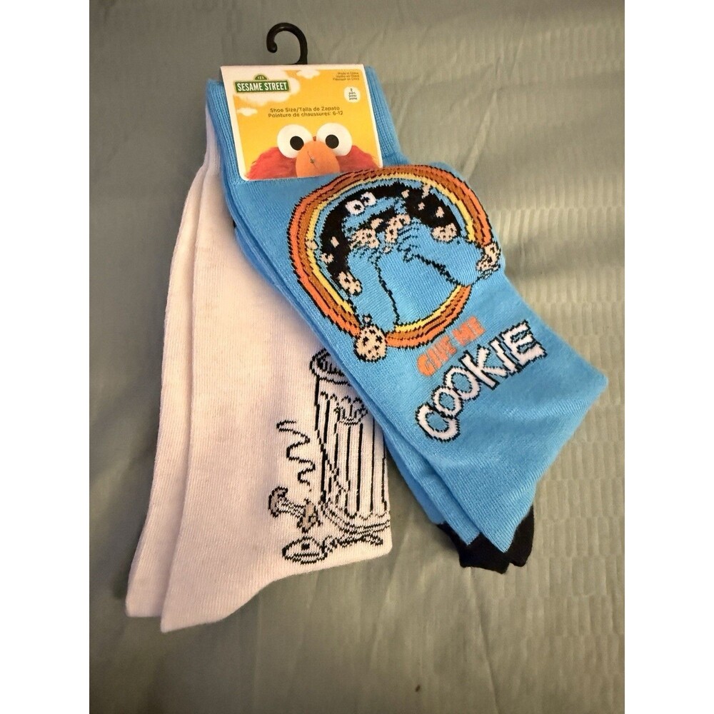 Sesame Street Socks 6-12 2 Pairs Blue/white Cookie Monster/Oscar New